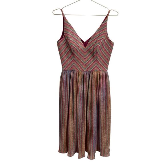 Dress the Population Farrah Metallic Midi Dress Pleated Sleeveless Size Small - Picture 2 of 7